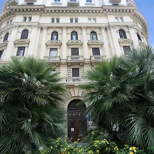 Piazza Bovio 22 Napoli